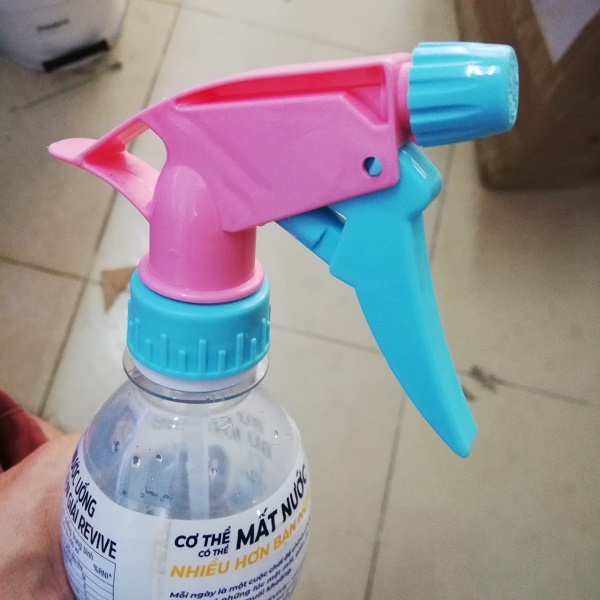 Vòi phun sương lắp chai nhựa